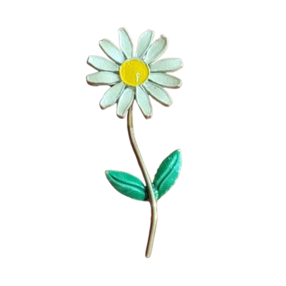 Charming Daisy Enamel Pin Vintage